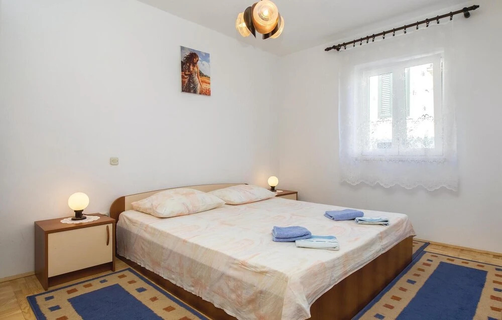 Awesome Apartment in Supetar With 2 Bedrooms and Wifi