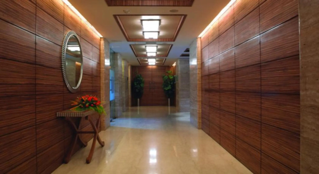 Mirage Hotel, Mumbai International Airport