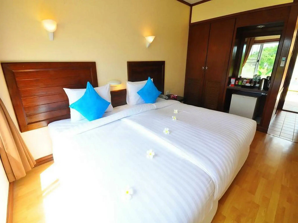 Isle Beach Resort Krabi-SHA