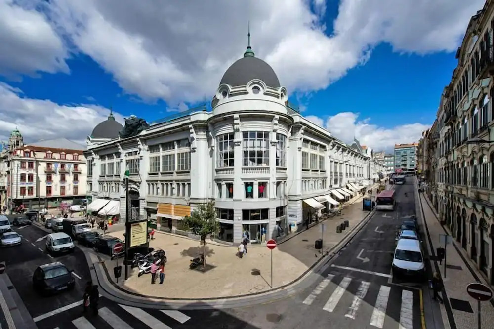 Merc Porto Cedofeita Place