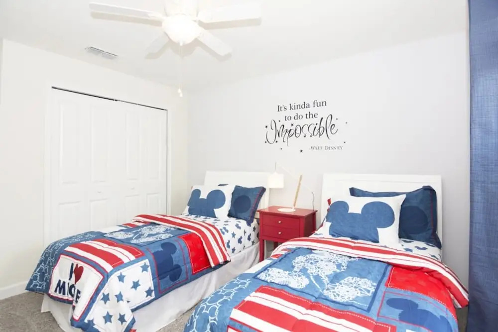 Amazing Decor Townhome SL3078