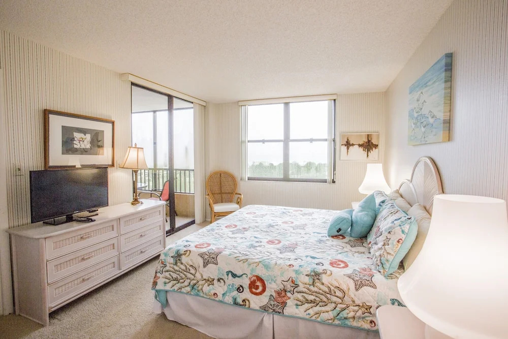 Gulf and Bay Club- C609 2 Bedrooms 2 Bathrooms Condo