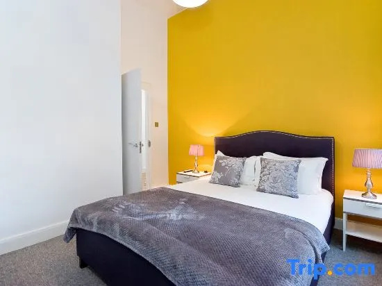 Mulberry South Penthouse by City Living London