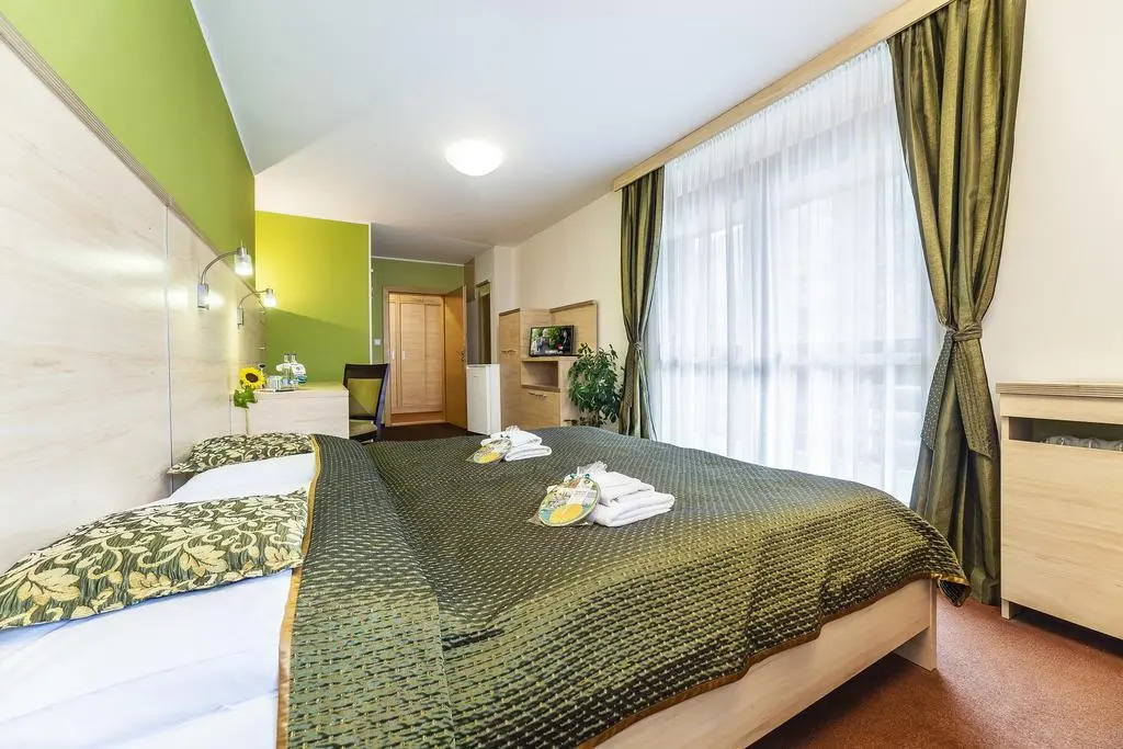 Hotel Flóra