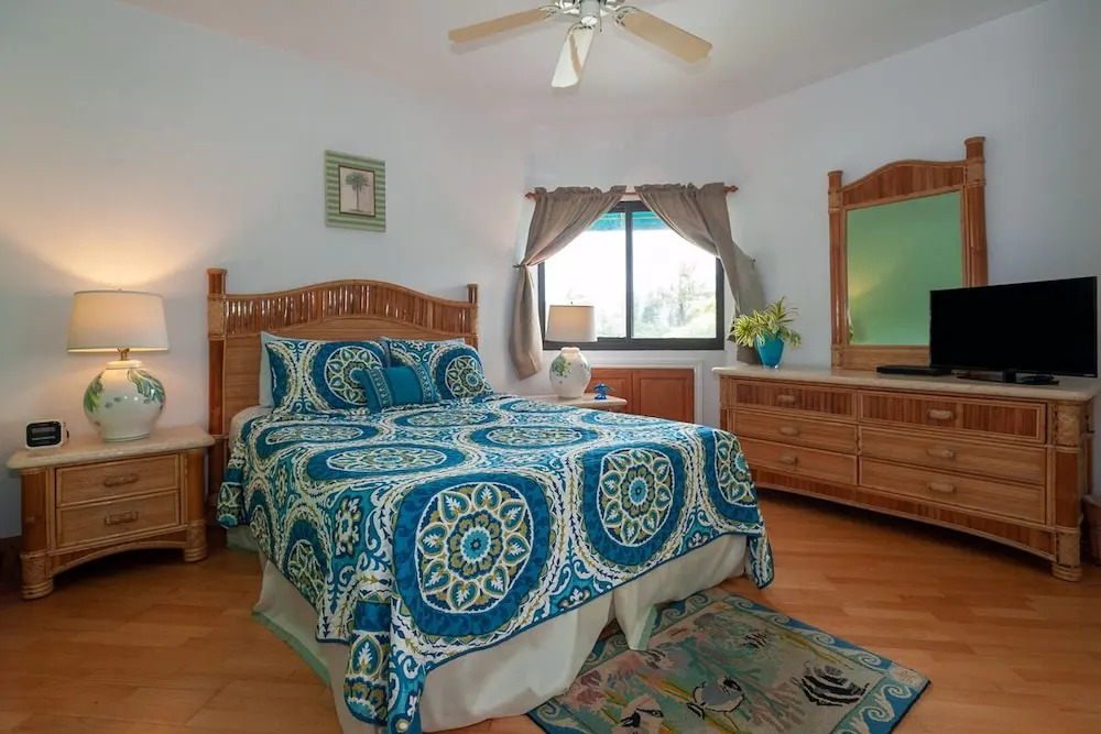 Puu Poa 405 Condo