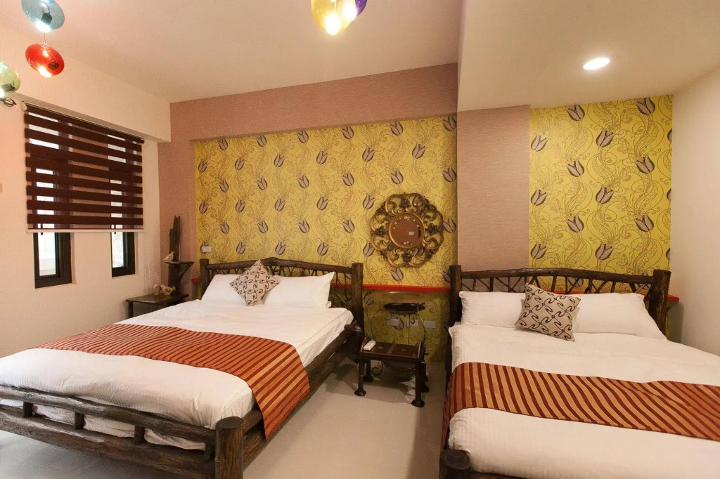Ease Hostel