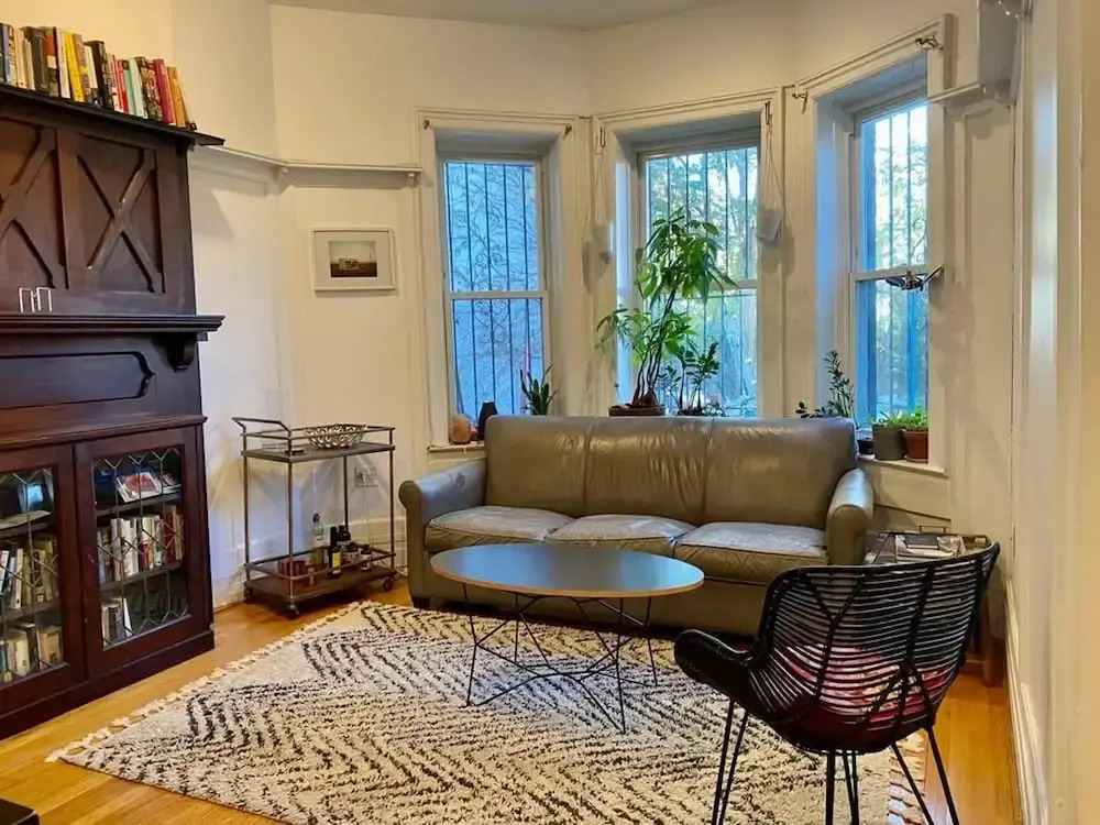 Lovely two Bedroom With Patio!