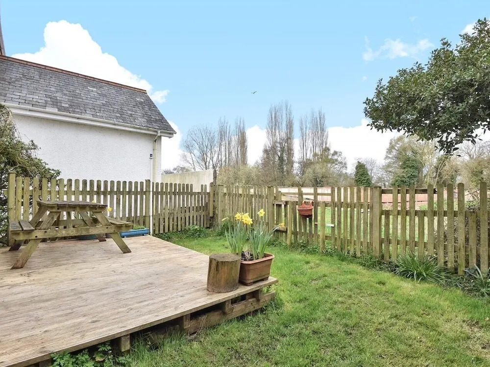 3 Mill Yard Cottages