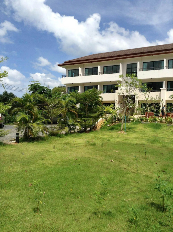 Hill Myna Holiday Park & Cafe