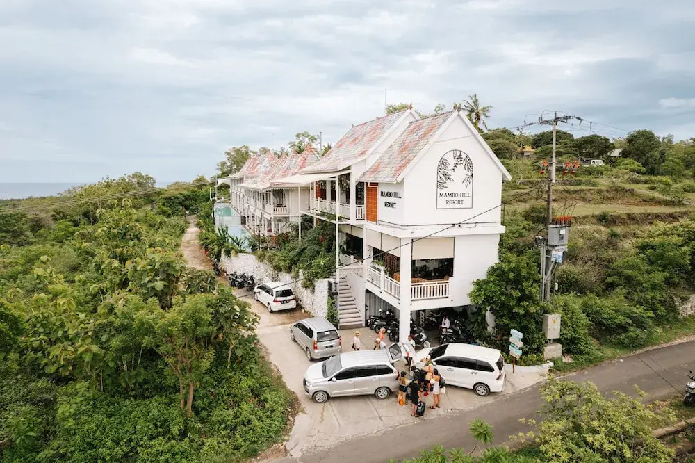 Mambo Hill Resort