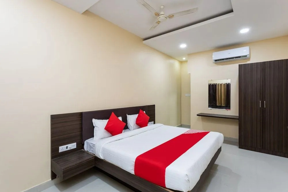 HOTEL SMR Palace