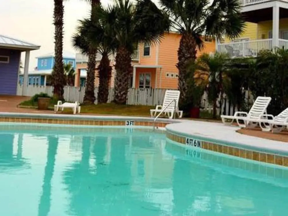 3BR Beach House w/Pool Royal Sands by RedAwning