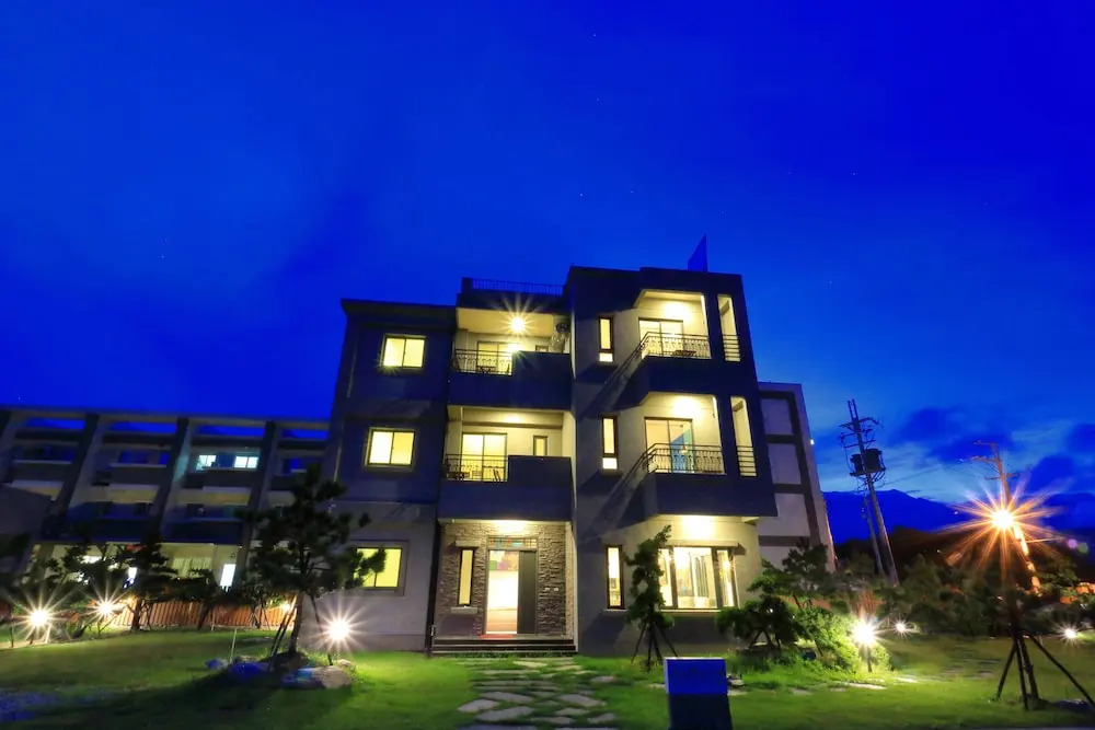 Yoho Villa