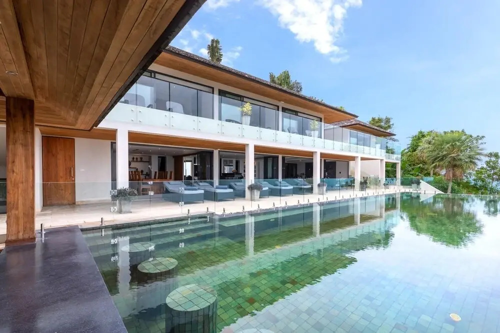 Villa Firefly