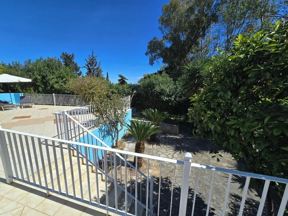 Skala - Villa - Sleeps 7 - Parking - Garden