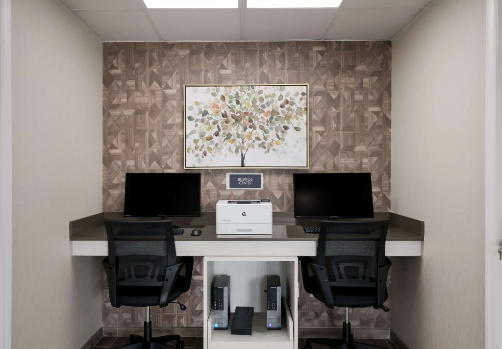 SureStay Plus by Best Western Pigeon Forge