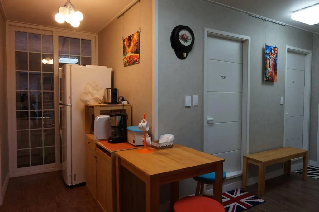 Br. Guesthouse Hongdae