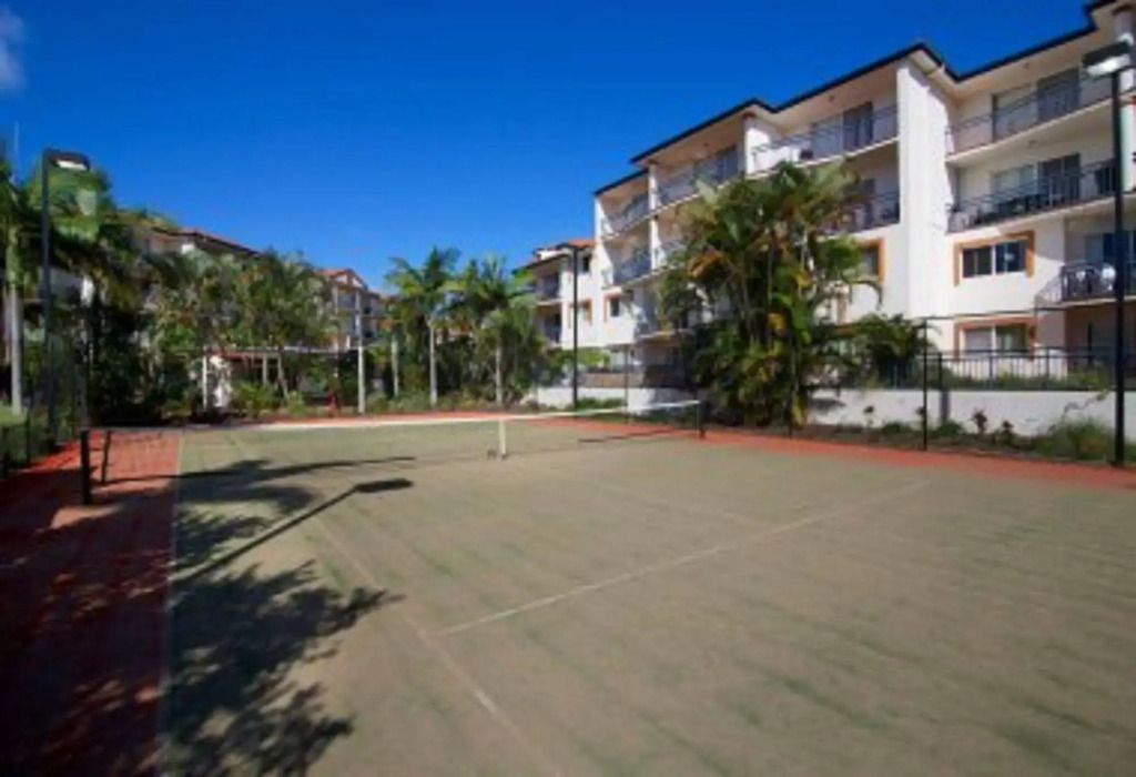 Blue Water Bay Luxury Villas - Southport