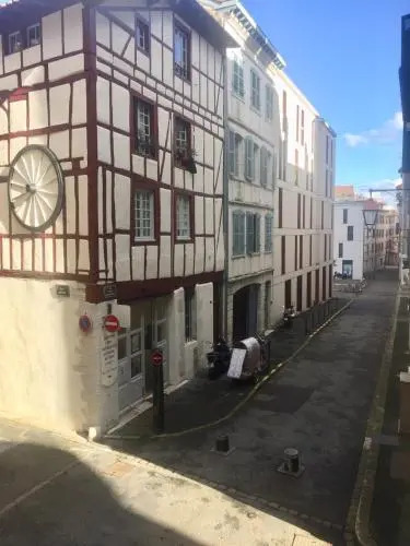 5 Rue Des Faures