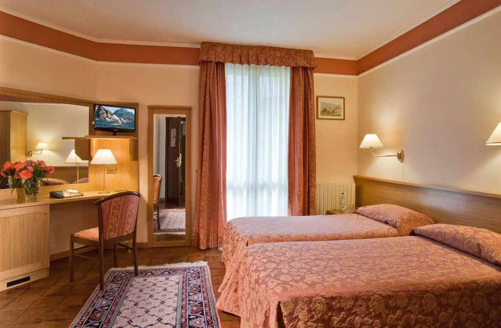 Hotel Astra