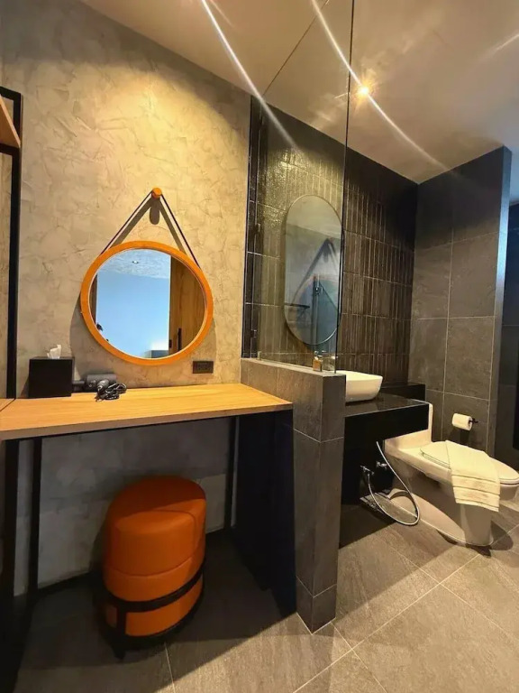 Lush inn Phuket