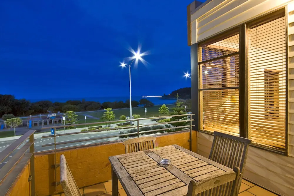 Lornebeach Apartments