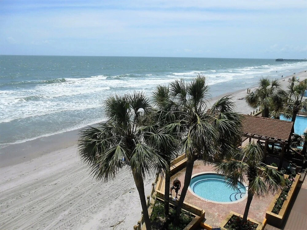 0302 Waters Edge Resort 2 Bedroom Condo by Redawning