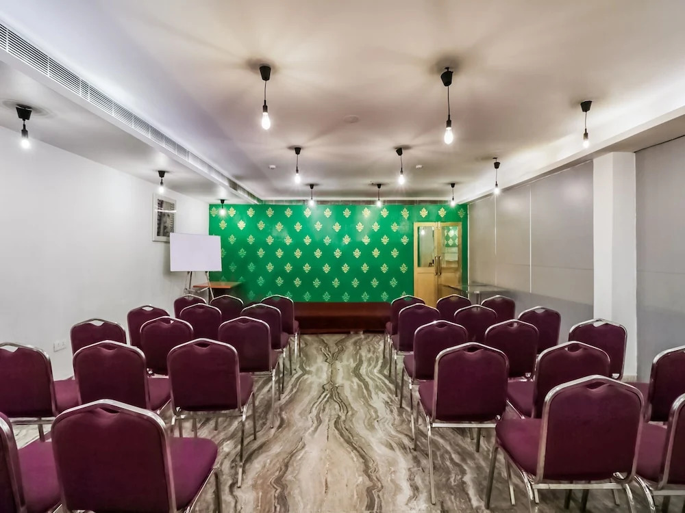 Oyo 36315 Miu Eco Hotel