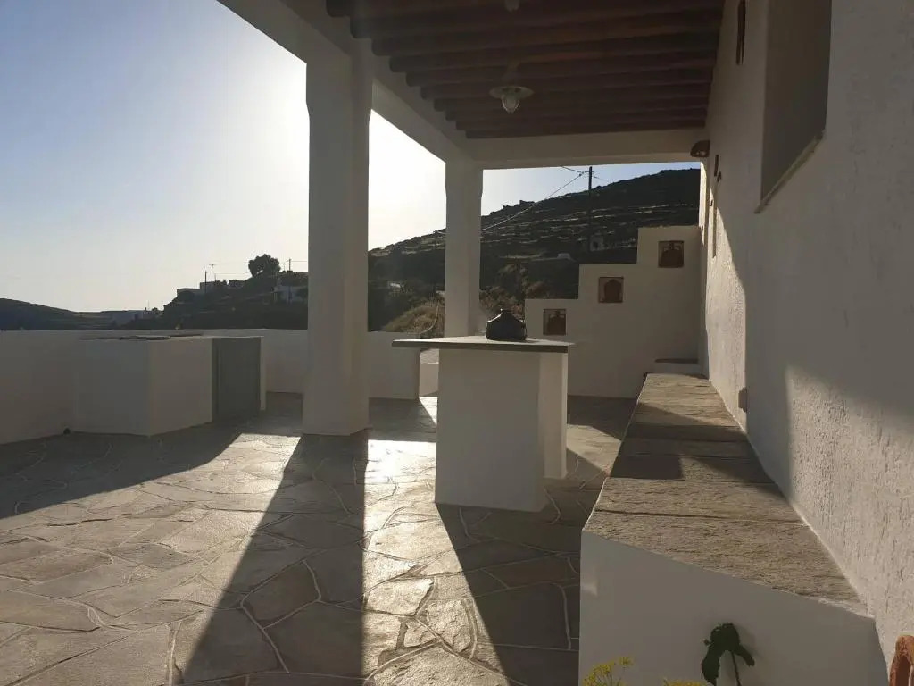 Diavrouxas House in Sifnos