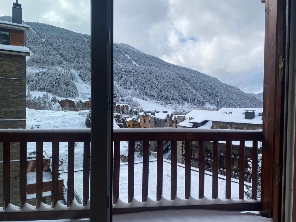 Piso reformado 5 personas a pie de pistas El Tarter Grandvalira