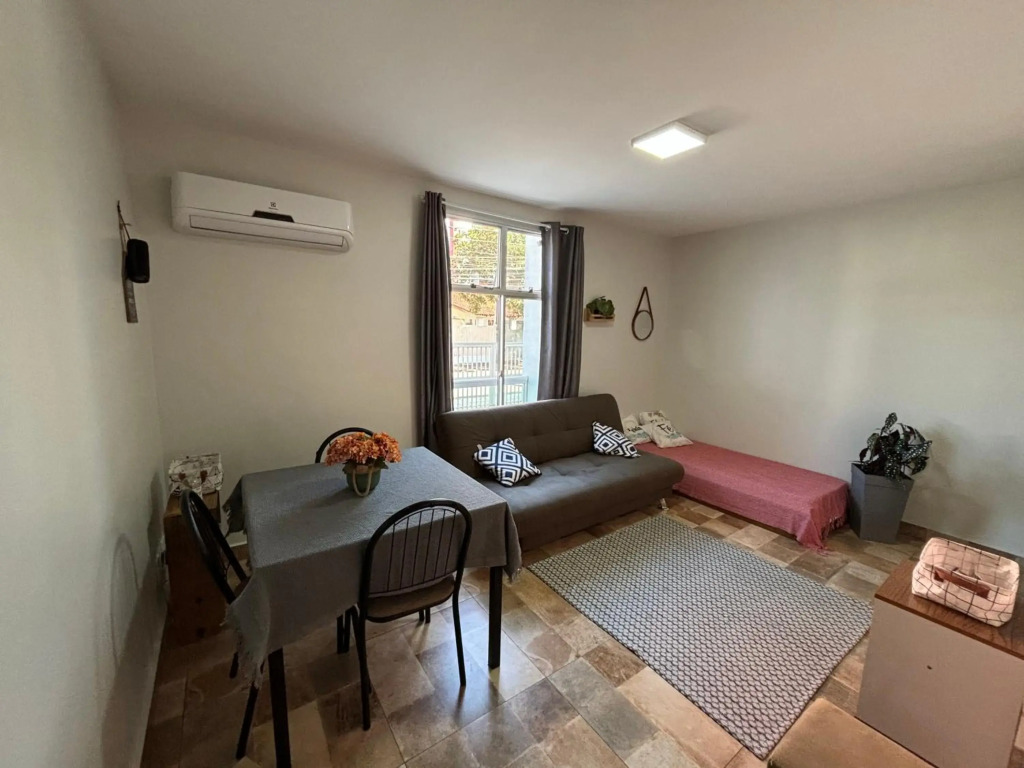 Apartamento beira mar com wifi, ar condicionado, 1 garagem, Check in 11h e Check out 15h
