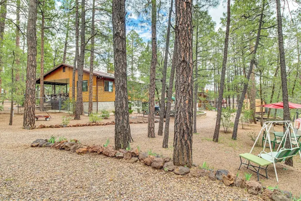 10 Mi to Show Low: Pinetop-lakeside Family Cabin!