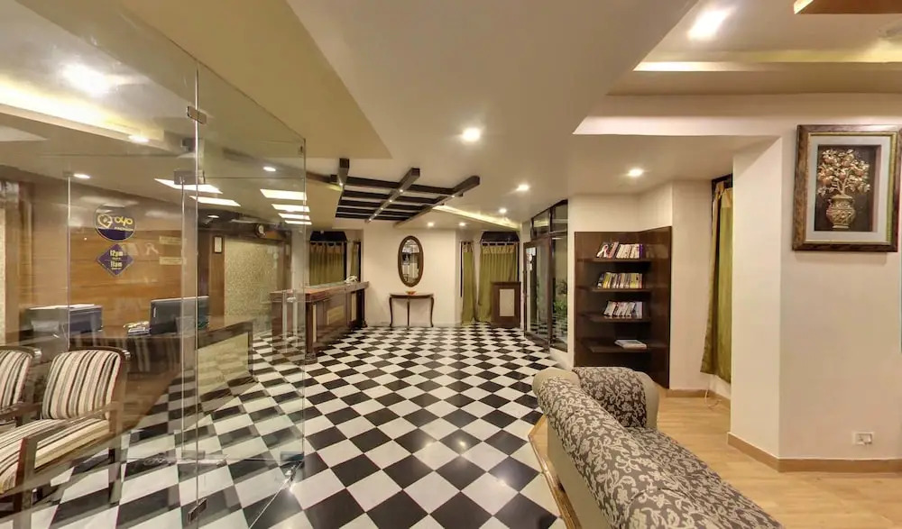 Sunny Guest House by OYO Rooms