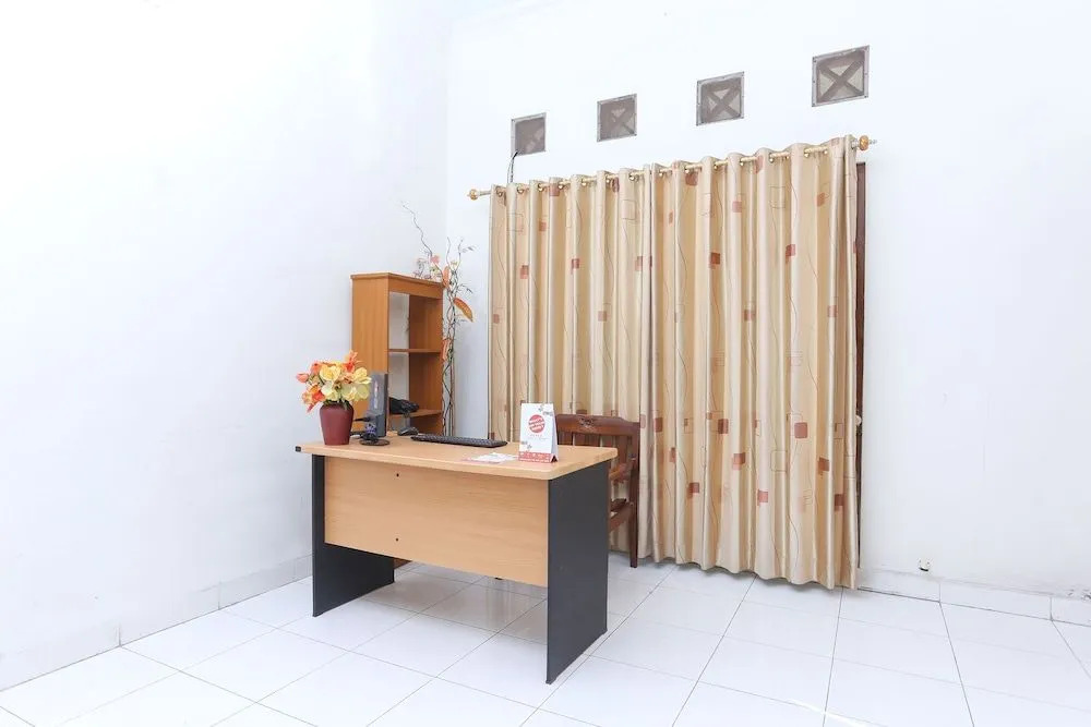 Oyo 1680 Dahlia Guesthouse