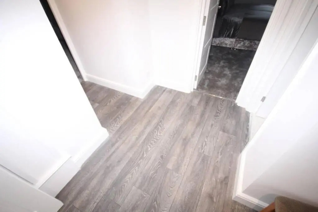 Great West Road Apartments [ Flat D ]