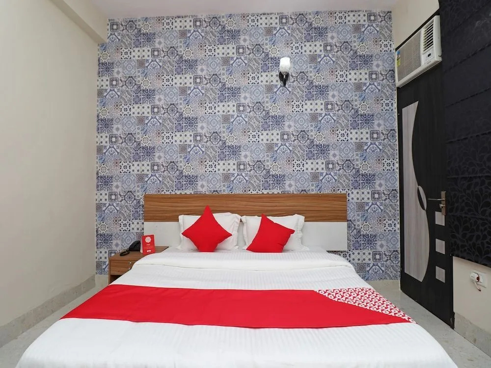 Dwarka Palace By OYO Rooms