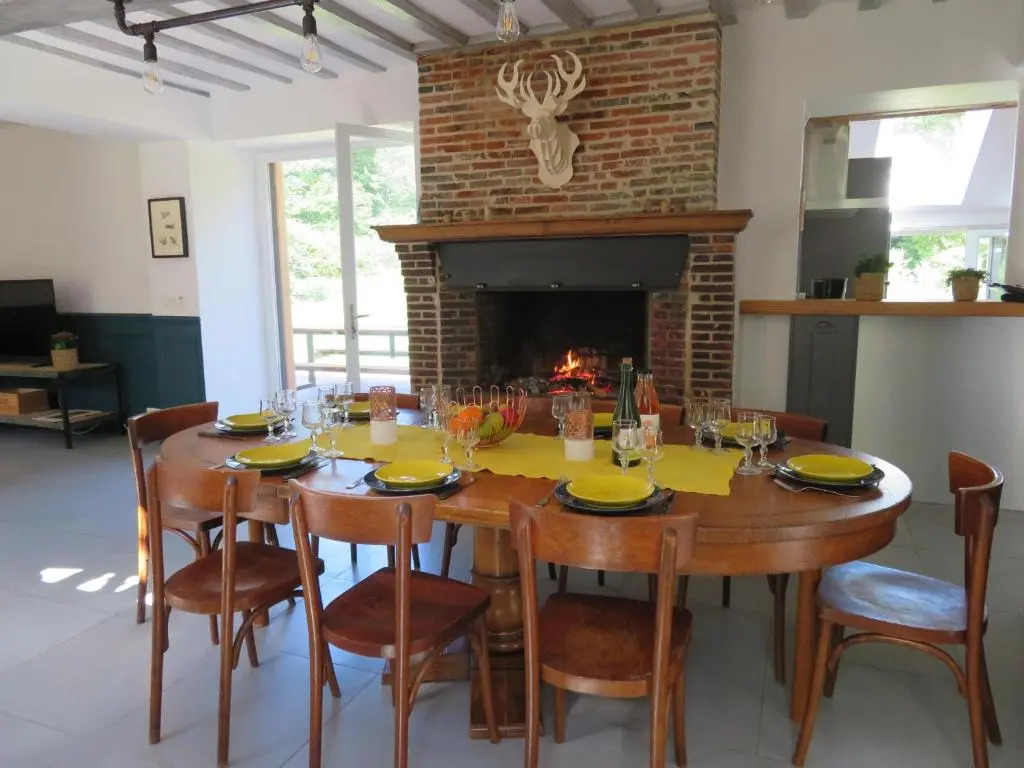 Maison chaleureuse en forêt du Perche avec cheminée, jeux pour enfants et grand jardin - FR-1-581-51