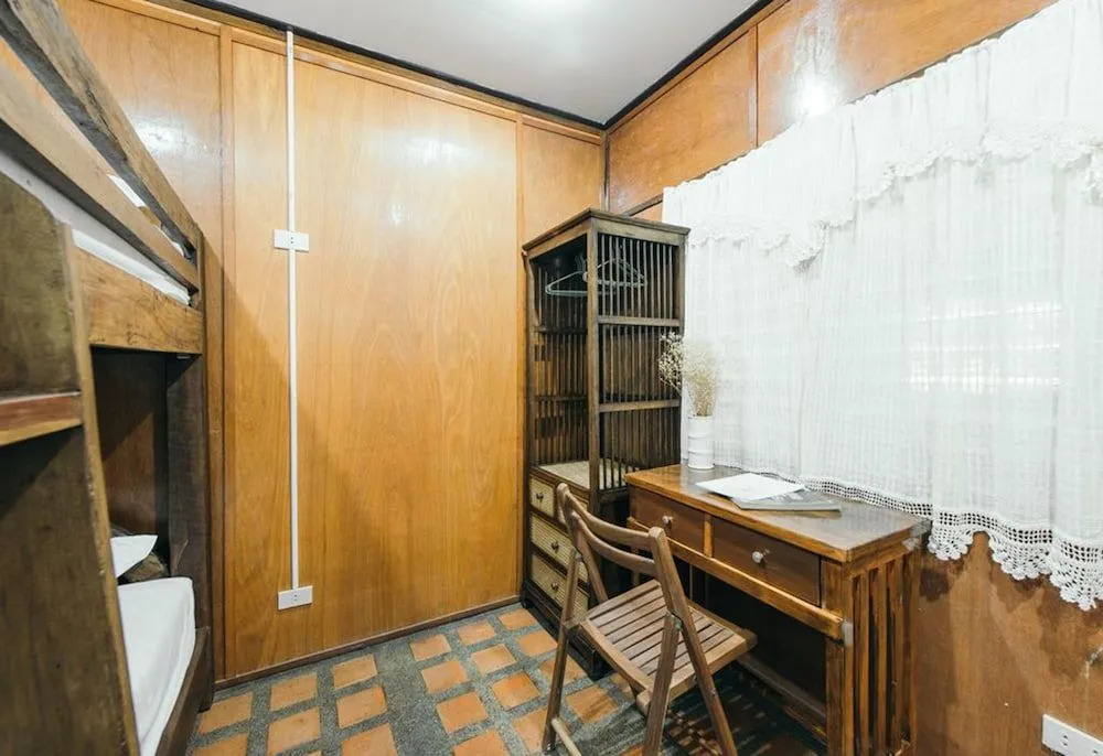 SS Store Bed & Breakfast