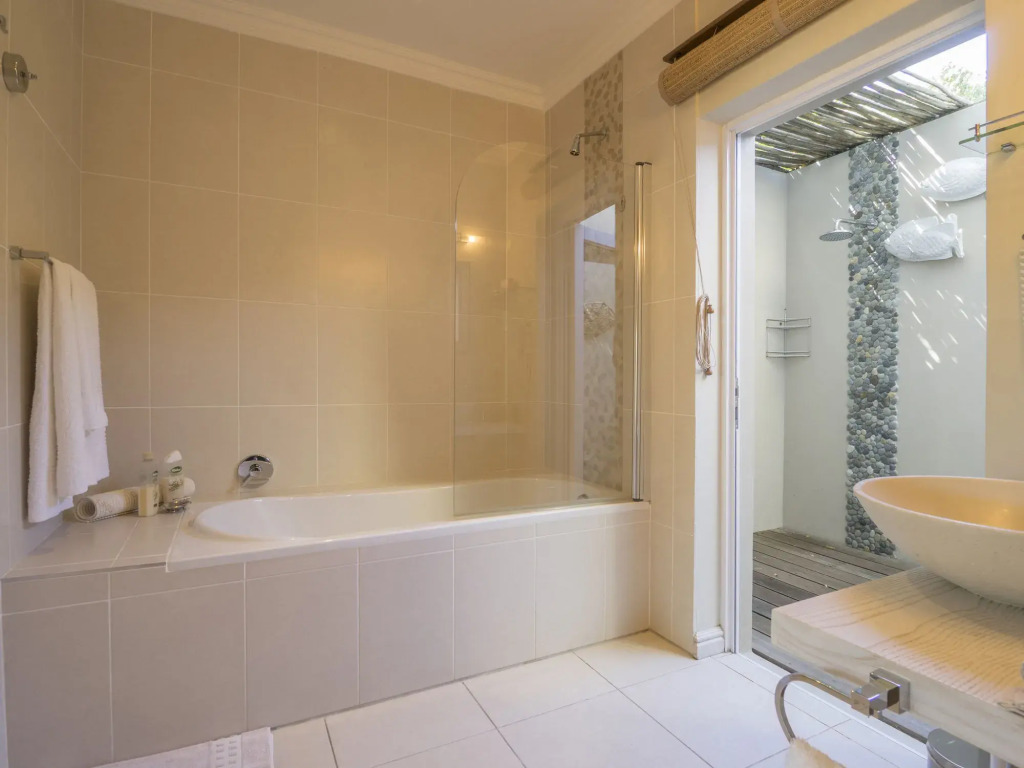 Bahari Beach House