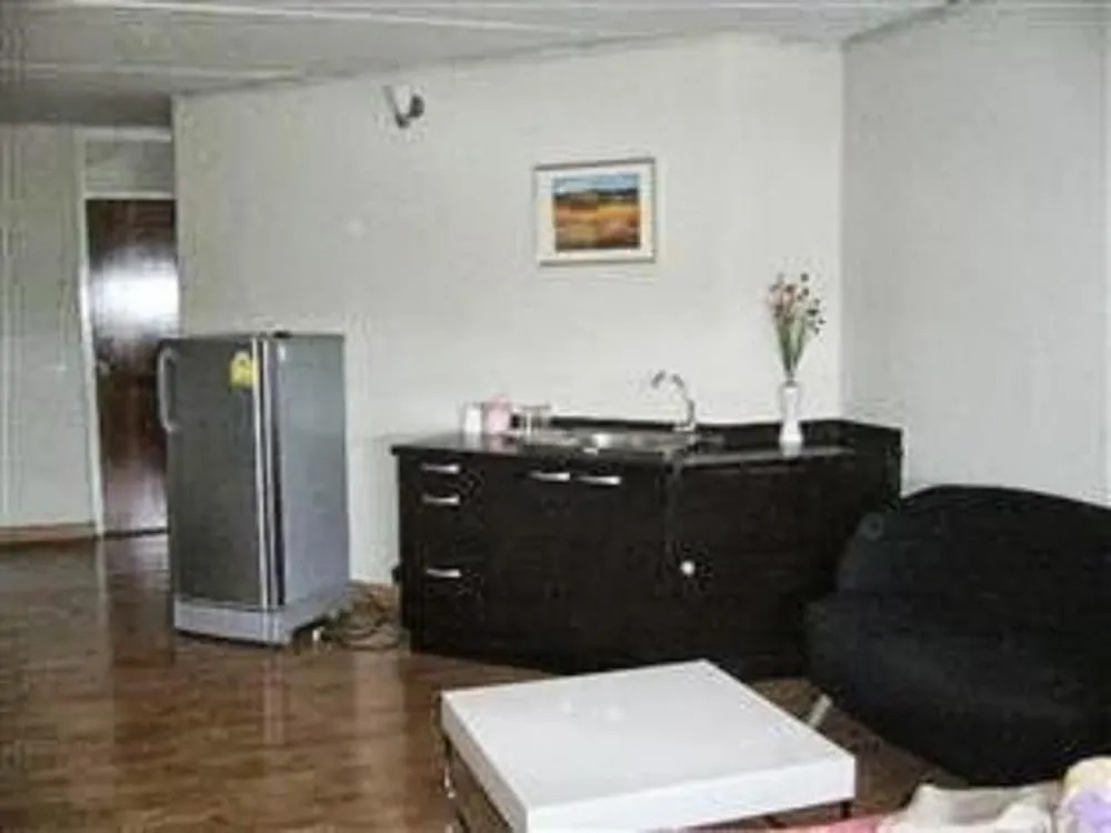 C3 Rojjanan Condo
