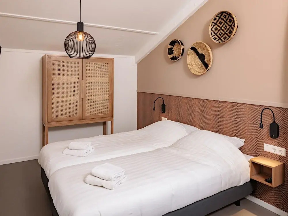 Sunny Dunimar Retreat