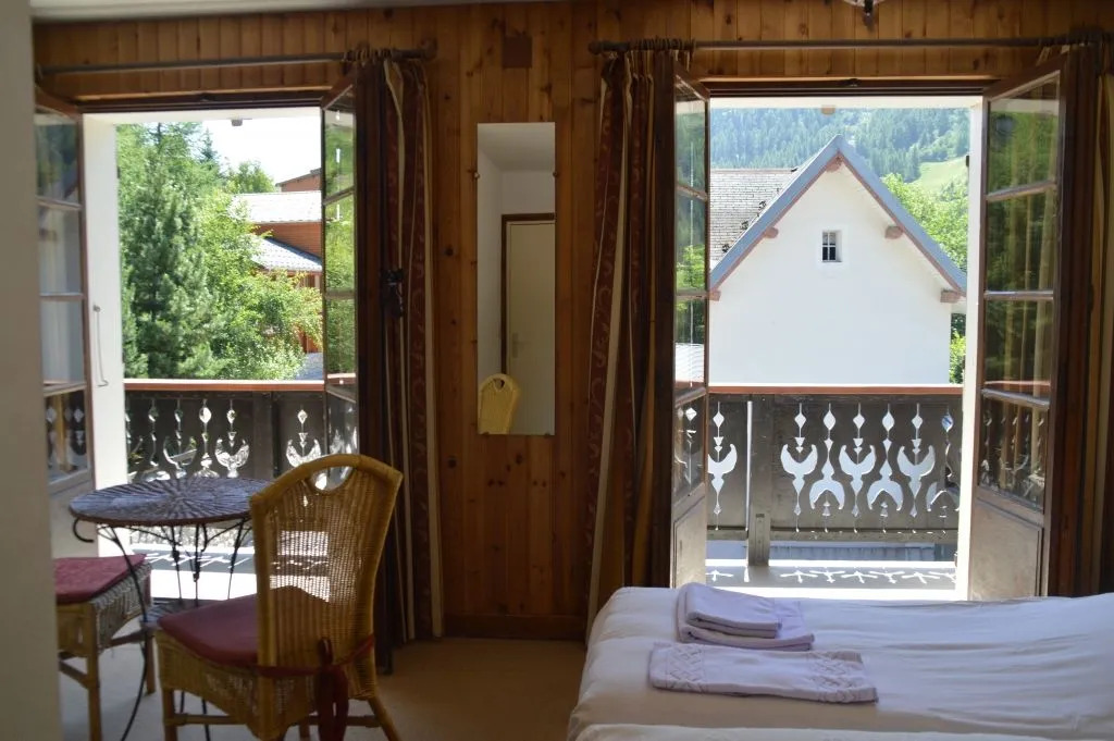 Hotel Le Genepy