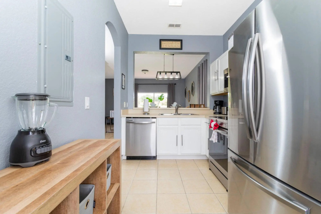 Cozy Home at Luxury Resort Regal Palm 206