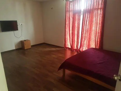 Kumarigiri Holiday Home