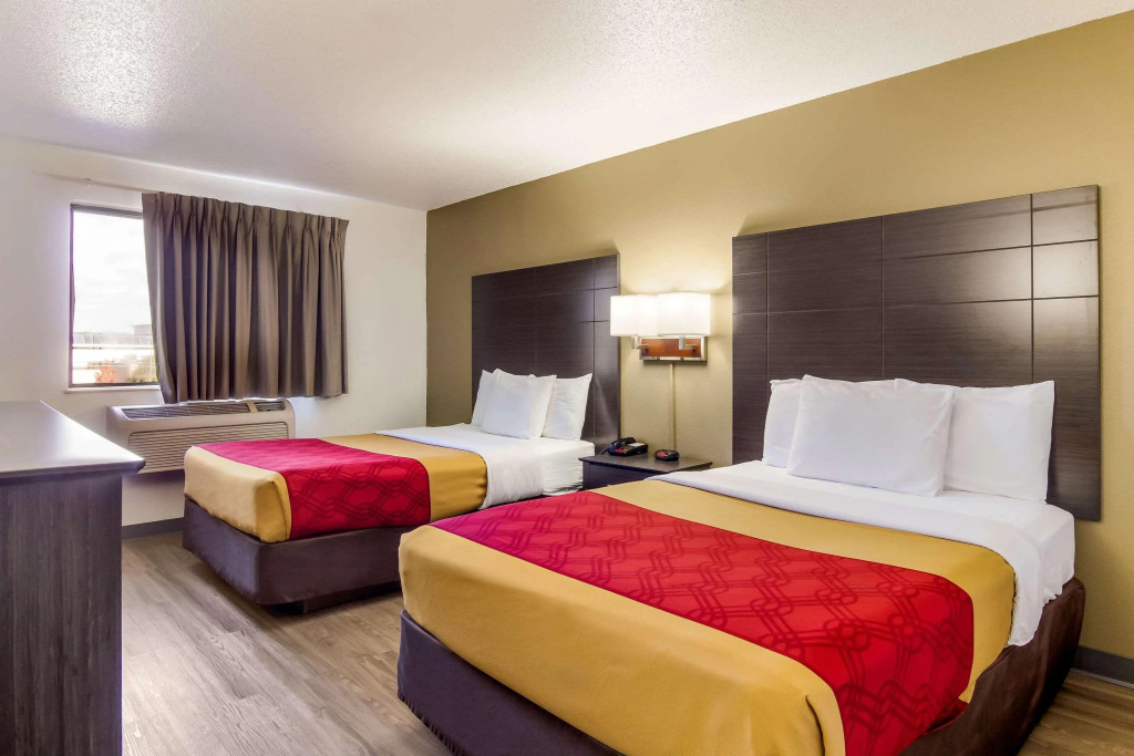 Super 8 Motel Somerset