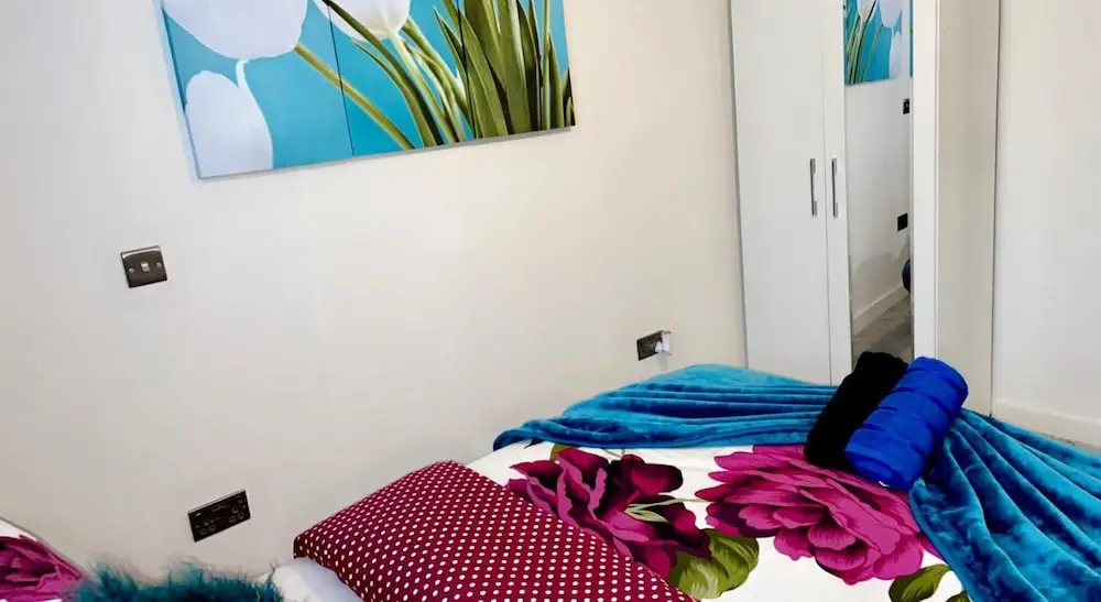 Charming 1-bed Apartment in Bradford City Holiday