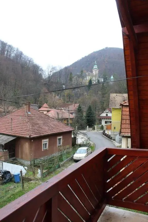 Chill House