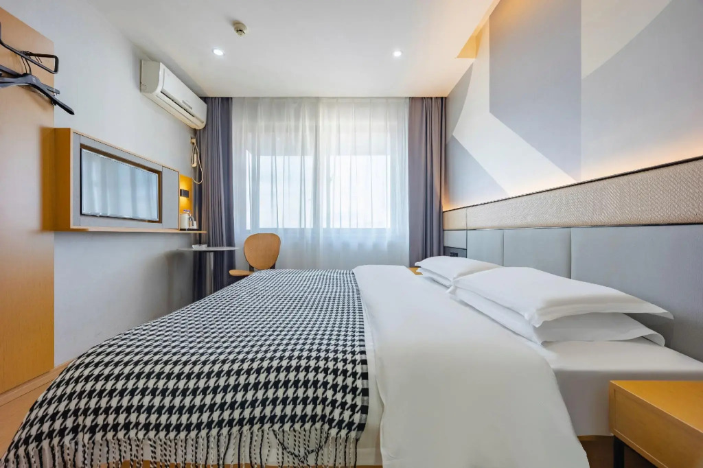 7 Days Inn Ningguo Ningcheng North Road Walkway Branch