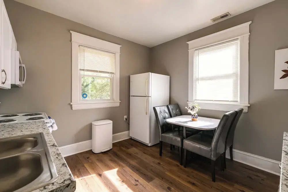 Cozy Roanoke Vacation Rental: 2 Mi to Downtown!