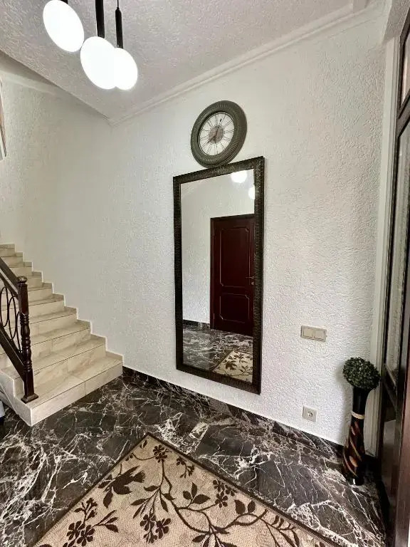 Apshza Guest House